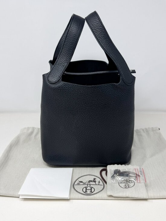 Hermes Handbags - Hermes Picotin 22